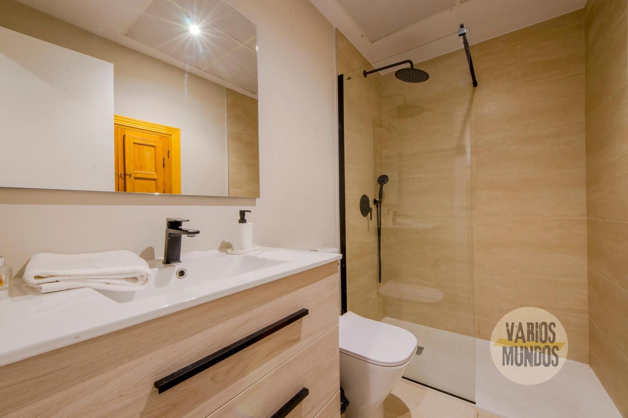 Centrico 7pax En Anton Martin-centro E2 Apartamento *